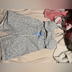 White fox active set